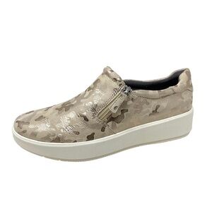 Clarks Layton Step Slip On Suede Sneakers Ivory Camo